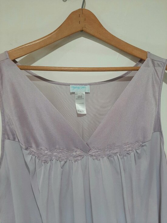 Vanity fair vintage fairycore lavender classic ightgown dress embroidered satin - Picture 12 of 12